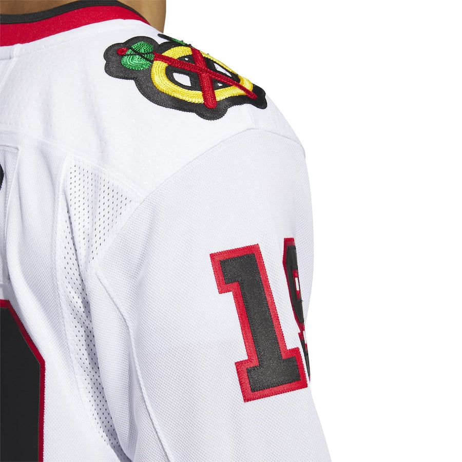 Jonathan Toews Chicago Blackhawks   Away Primegreen   Pro  Jersey - White